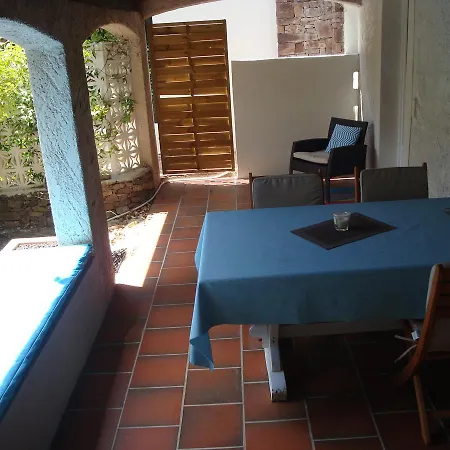 Сasa de vacaciones Le Patio Bleu