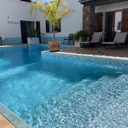 Le Patio Bleu *