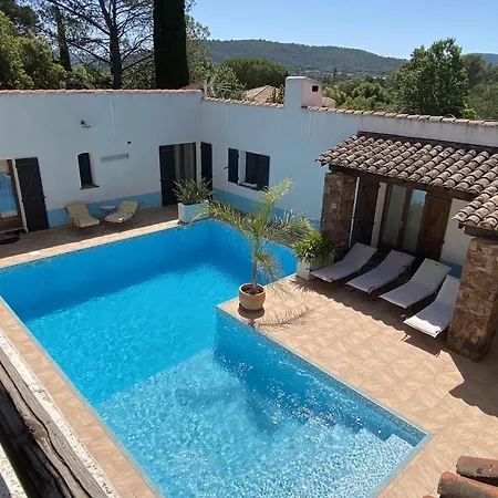 Le Patio Bleu * La Crau